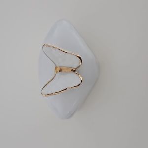 Ceramic butterfly gilded detail ring box or small jewelry box
